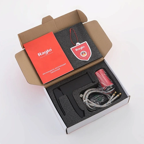Смеситель для раковины Raglo R01.10.06, черный Смеситель для раковины Raglo R01.10.06, черный