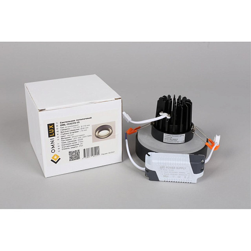 Светильник встраиваемый-накладной Omnilux Valletta OML-103219-15 Светильник встраиваемый-накладной Omnilux Valletta OML-103219-15