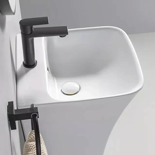 Раковина Ceruttispa LUCA CT7283 450x435x835 напольная Раковина Ceruttispa LUCA CT7283 450x435x835 напольная