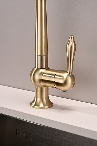 Смеситель для кухни Paulmark Retro бронза Re213226-BR Смеситель для кухни Paulmark Retro бронза Re213226-BR