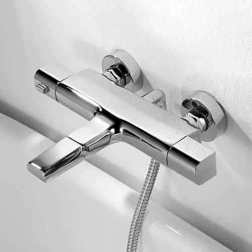 Смеситель для ванны IDDIS UNISB02i74WA Смеситель для ванны IDDIS UNISB02i74WA