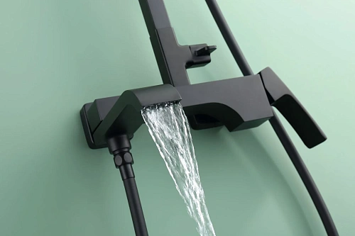 Душевая система Raglo R01.24.06, черный Душевая система Raglo R01.24.06, черный