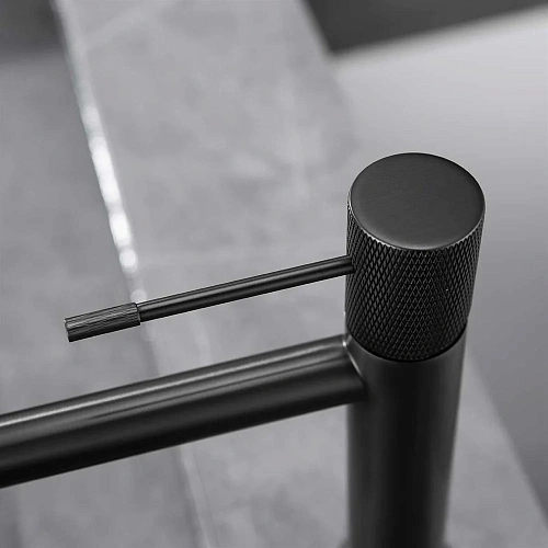 Смеситель для раковины Vincea Desire VBF-1D1MB черный Смеситель для раковины Vincea Desire VBF-1D1MB черный