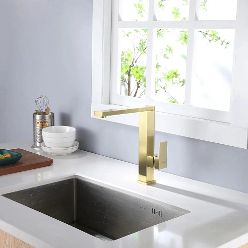 Смеситель для кухни ABBER Daheim AF8214G, золото матовое Смеситель для кухни ABBER Daheim AF8214G, золото матовое