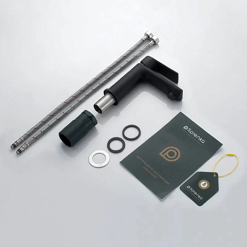 Смеситель для раковины Splenka S05.10.06, черный Смеситель для раковины Splenka S05.10.06, черный