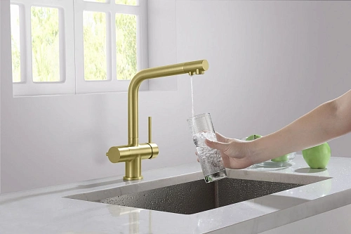 Смеситель для кухни Timo Saona 2396/17F с подключением фильтра золото матовое Смеситель для кухни Timo Saona 2396/17F с подключением фильтра золото матовое