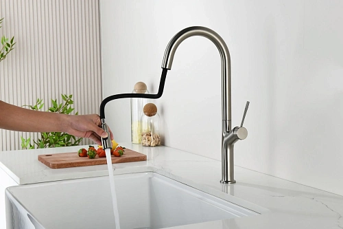 Смеситель для кухни AQUAme Cucina AQM9905BN с выдвижным изливом, с подключением к фильтру с питьевой водой, никель шлифованный Смеситель для кухни AQUAme Cucina AQM9905BN с выдвижным изливом, с подключением к фильтру с питьевой водой, никель шлифованный