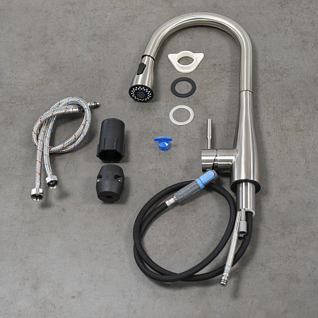 Смеситель для кухни Lemark Expert LM5084S с выдвижным поворотным изливом, сталь Смеситель для кухни Lemark Expert LM5084S с выдвижным поворотным изливом, сталь