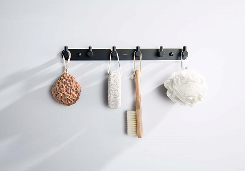 Крючок Aquatek ЕВРОПА AQ4124MB черный матовый Крючок Aquatek ЕВРОПА AQ4124MB черный матовый