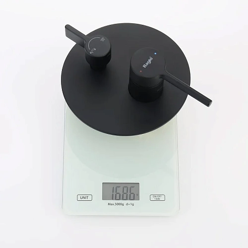 Душевая система Raglo R20.27.06 встраиваемая, черный Душевая система Raglo R20.27.06 встраиваемая, черный