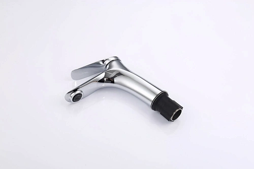 Смеситель для раковины ArtDecco Vogue AVG018CPF хром Смеситель для раковины ArtDecco Vogue AVG018CPF хром