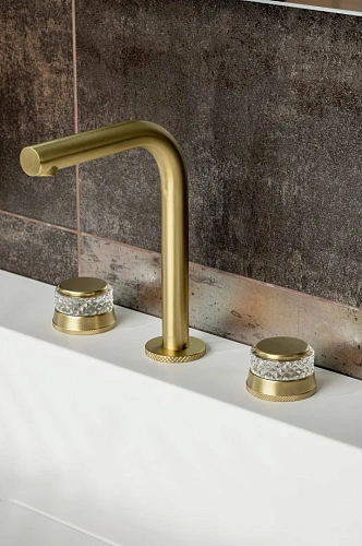 Смеситель для раковины Boheme AURA MAT GOLD 152-MG-A Смеситель для раковины Boheme AURA MAT GOLD 152-MG-A