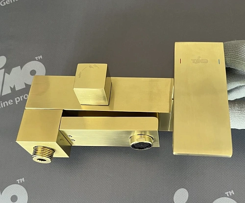 Душевая система Timo Selene SX-2013/17 золото матовое Душевая система Timo Selene SX-2013/17 золото матовое