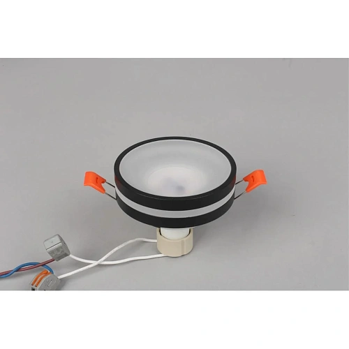 Светильник встраиваемый-накладной Omnilux Napoli OML-102719-01 Светильник встраиваемый-накладной Omnilux Napoli OML-102719-01