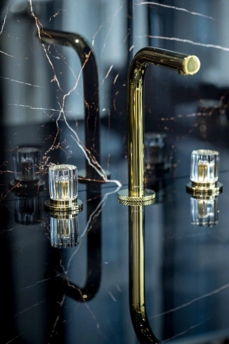 Смеситель для раковины Boheme ELEGANTE GOLD 152-G-EL Смеситель для раковины Boheme ELEGANTE GOLD 152-G-EL