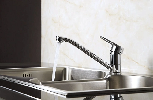 Смеситель для кухни Lemark Point LM0304C, хром Смеситель для кухни Lemark Point LM0304C, хром