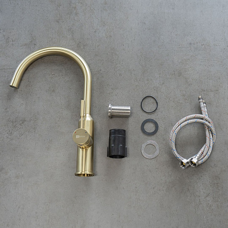 Смеситель для кухни Lemark Expert LM5079LGN с поворотным изливом, светлое золото нано Смеситель для кухни Lemark Expert LM5079LGN с поворотным изливом, светлое золото нано