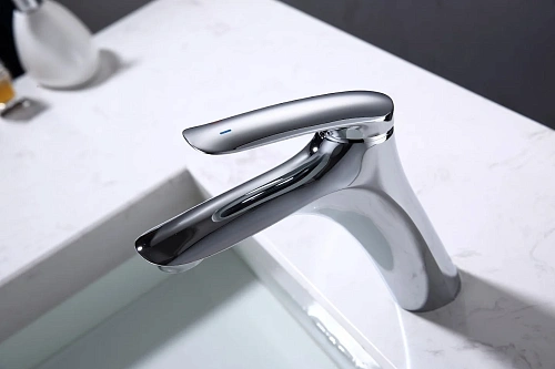 Смеситель для раковины ArtDecco Vogue AVG018CPF хром Смеситель для раковины ArtDecco Vogue AVG018CPF хром