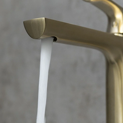 Смеситель для раковины Lemark Ursus LM7209BL, черный Смеситель для раковины Lemark Ursus LM7209BL, черный