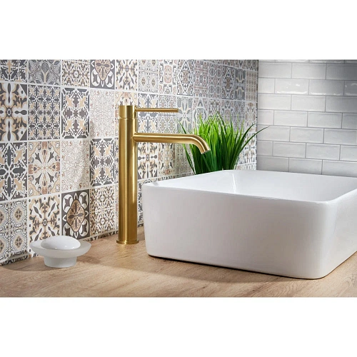 Смеситель для раковины Milacio Ultra ( MCU.551.GD ) золото Смеситель для раковины Milacio Ultra ( MCU.551.GD ) золото