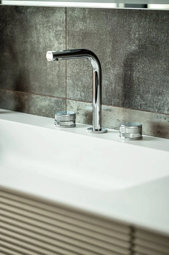 Смеситель для раковины Boheme PRESTIGE CHROME 152-CR-PR Смеситель для раковины Boheme PRESTIGE CHROME 152-CR-PR