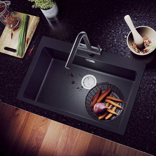 Смеситель для кухни Timo Saona 2356/03FL с подключением фильтра и выдвижной лейкой черный Смеситель для кухни Timo Saona 2356/03FL с подключением фильтра и выдвижной лейкой черный