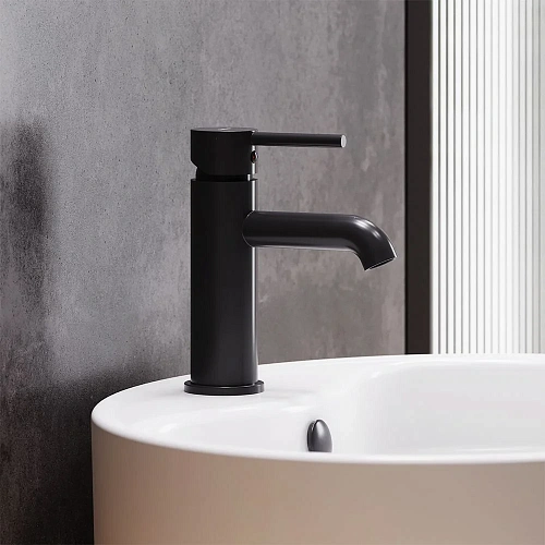 Смеситель для раковины Damixa Scandinavian Pure 360210300, черный Смеситель для раковины Damixa Scandinavian Pure 360210300, черный