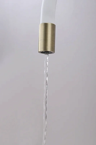 Смеситель для кухни Paulmark Salix бронза белый шланг Sa213419-BRw Смеситель для кухни Paulmark Salix бронза белый шланг Sa213419-BRw