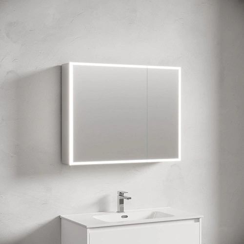 Зеркальный шкаф Sancos Evoke SC8090 900x700х136 мм из алюминия с LED подсветкой Зеркальный шкаф Sancos Evoke SC8090 900x700х136 мм из алюминия с LED подсветкой