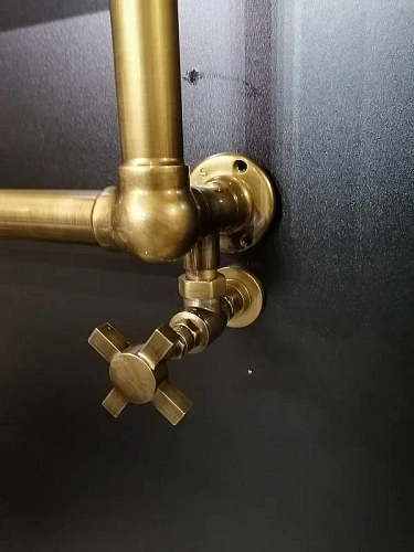 Полотенцесушитель водяной Boheme 718 750x500mm, бронза Полотенцесушитель водяной Boheme 718 750x500mm, бронза