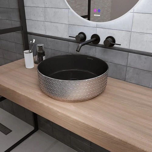 Раковина GROSSMAN Color GR-5010SBR (355x355x115) серебро черная внутри Раковина GROSSMAN Color GR-5010SBR (355x355x115) серебро черная внутри