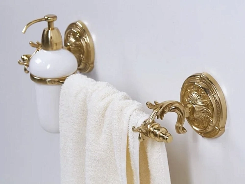 Полотенцедержатель ART&MAX BAROCCO AM-2057D-Br бронза с дозатором жидкого мыла Полотенцедержатель ART&MAX BAROCCO AM-2057D-Br бронза с дозатором жидкого мыла