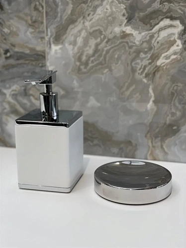 Мыльница Boheme 10963-CR настольная круглая хром Мыльница Boheme 10963-CR настольная круглая хром