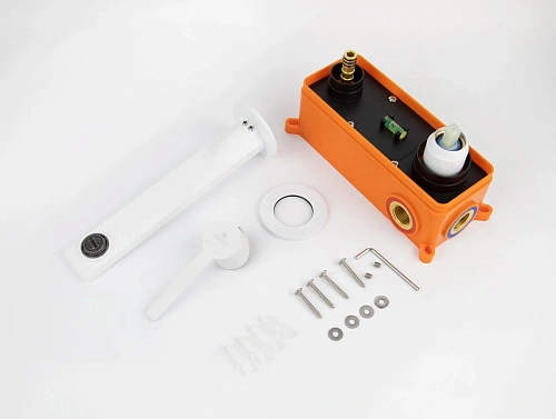 Смеситель для раковины Kaiser Serio настенный белый матовый 05511-4 Смеситель для раковины Kaiser Serio настенный белый матовый 05511-4