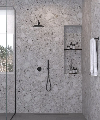 Душевая система Kludi BOZZ 387363976 черный матовый Душевая система Kludi BOZZ 387363976 черный матовый