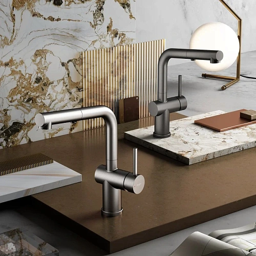 Смеситель для кухни Raglo R86.49.05 с выдвижным изливом, сатин Смеситель для кухни Raglo R86.49.05 с выдвижным изливом, сатин