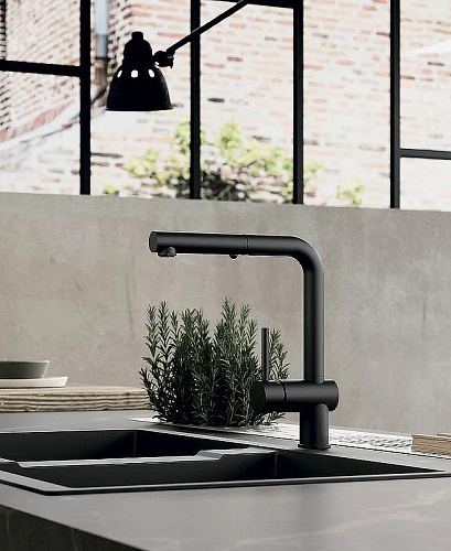 Смеситель для кухни Paffoni Light LIG285NO-MET Смеситель для кухни Paffoni Light LIG285NO-MET