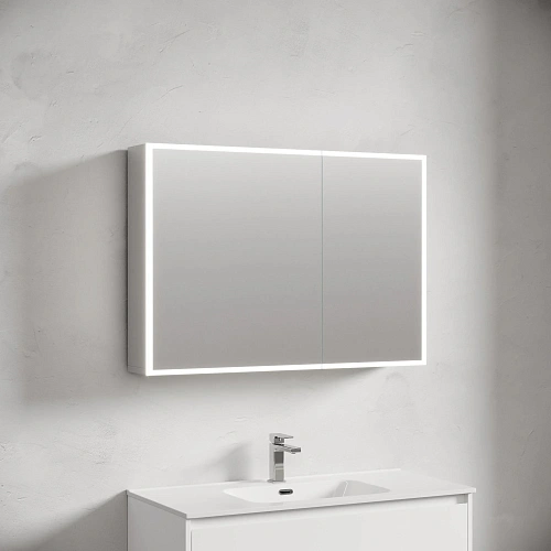 Зеркальный шкаф Sancos Evoke SC80100 1000x700х136 мм из алюминия с LED подсветкой Зеркальный шкаф Sancos Evoke SC80100 1000x700х136 мм из алюминия с LED подсветкой