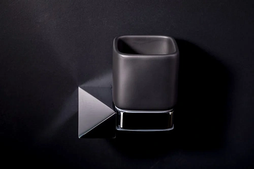 Дозатор жидкого мыла Boheme NEW VENTURO золото/черный 10317-G-B Дозатор жидкого мыла Boheme NEW VENTURO золото/черный 10317-G-B