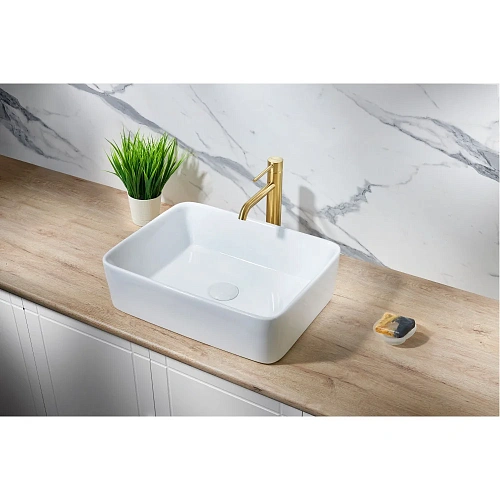 Смеситель для раковины Milacio Ultra ( MCU.551.GD ) золото Смеситель для раковины Milacio Ultra ( MCU.551.GD ) золото