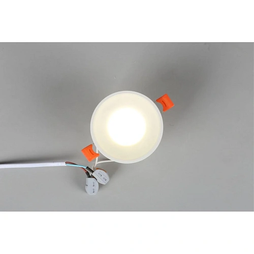 Светильник встраиваемый-накладной Omnilux Napoli OML-102709-01 Светильник встраиваемый-накладной Omnilux Napoli OML-102709-01