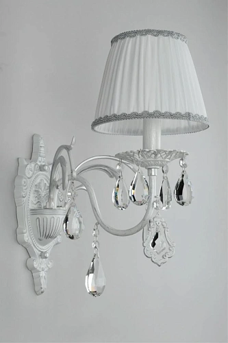 Светильник настенный (Бра) Omnilux Cremona OML-60811-01 Светильник настенный (Бра) Omnilux Cremona OML-60811-01