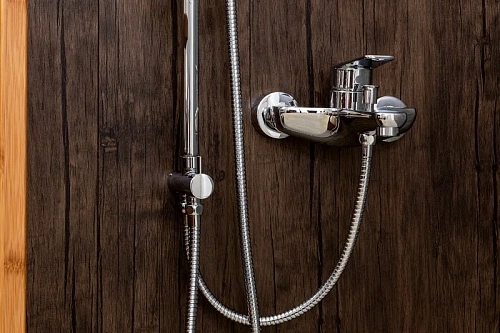 Душевая система Orange Flipo M23-933cr с изливом, хром Душевая система Orange Flipo M23-933cr с изливом, хром