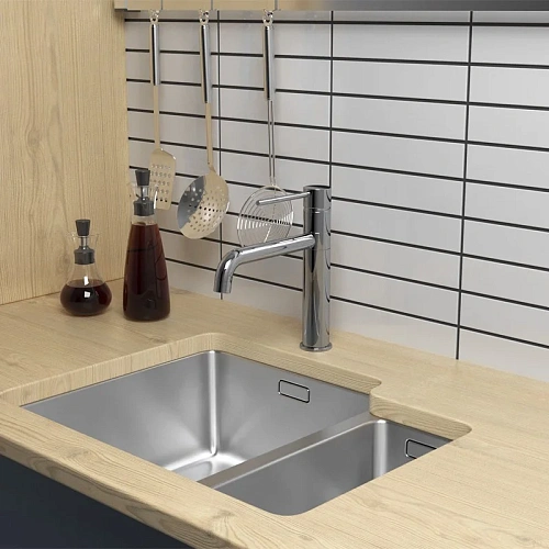 Душевой гарнитур Paini Novara 50CR124/P18 Душевой гарнитур Paini Novara 50CR124/P18