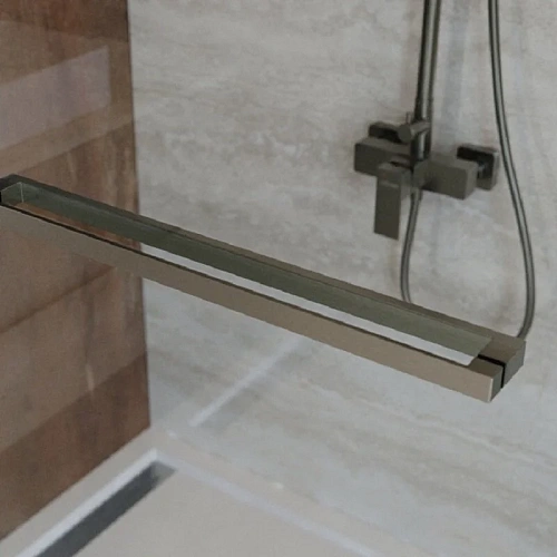 Душевой уголок CEZARES LUX-AH-FS-1-80/100-C-GM 80x100 см, профиль оружейная сталь, стекло прозрачное Душевой уголок CEZARES LUX-AH-FS-1-80/100-C-GM 80x100 см, профиль оружейная сталь, стекло прозрачное