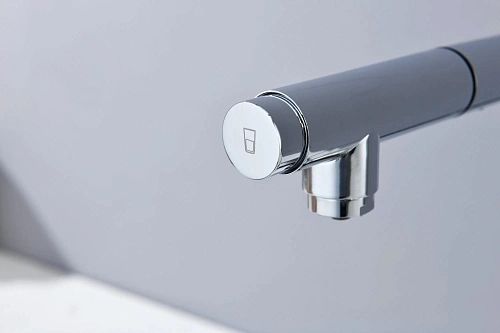 Смеситель для кухни AQUAme Cucina AQM9902CR с выдвижным изливом, хром Смеситель для кухни AQUAme Cucina AQM9902CR с выдвижным изливом, хром