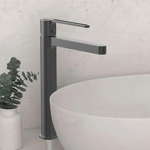 Смеситель для раковины Vincea Rondo VBF-1R2GM вороненая сталь Смеситель для раковины Vincea Rondo VBF-1R2GM вороненая сталь