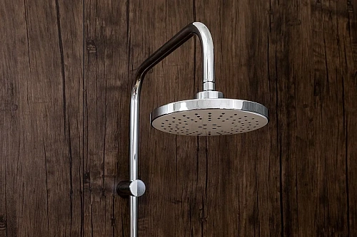 Душевая система Orange Flipo M23-933cr с изливом, хром Душевая система Orange Flipo M23-933cr с изливом, хром