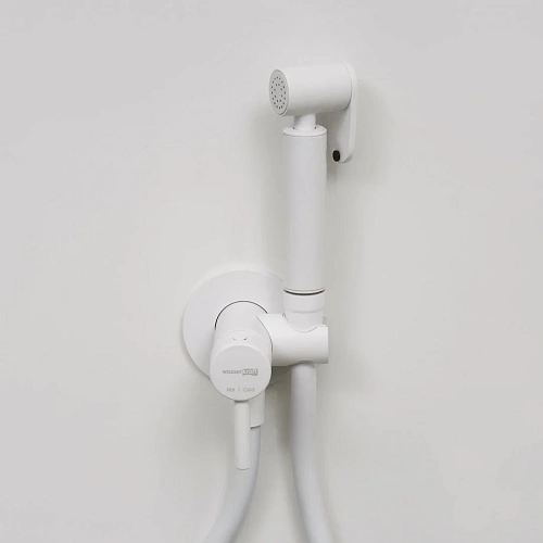 Гигиенический душ WasserKRAFT A70538 белый Гигиенический душ WasserKRAFT A70538 белый