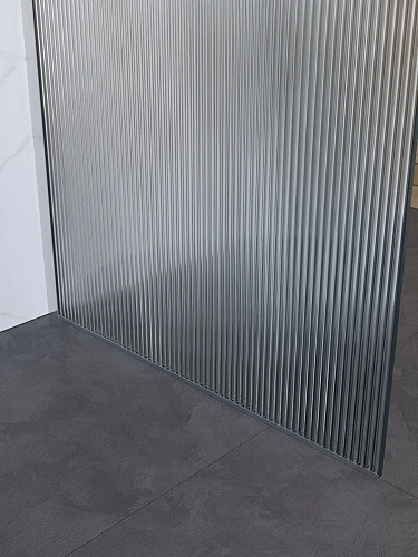 Душевая перегородка BelBagno UNO-L-1-TB-100-FL-Cr 100 см, профиль хром, стекло рифленая Душевая перегородка BelBagno UNO-L-1-TB-100-FL-Cr 100 см, профиль хром, стекло рифленая